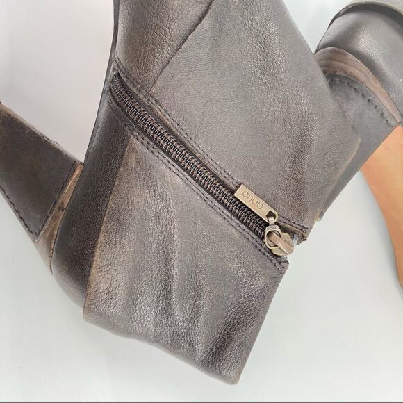Anthropologie Anthro Antia Leather Booties, size 11 tassel - Picture 8 of 13